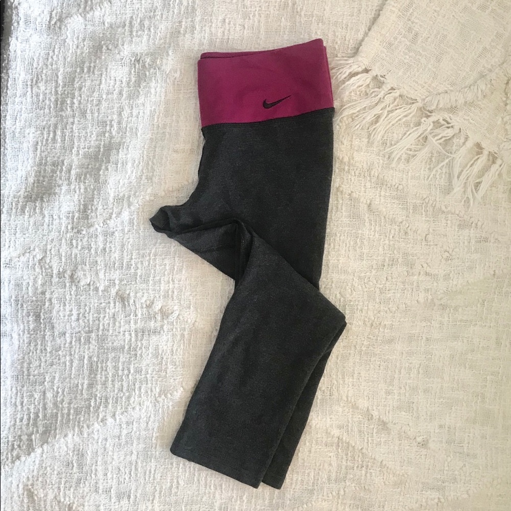 Nike Crop Leggings